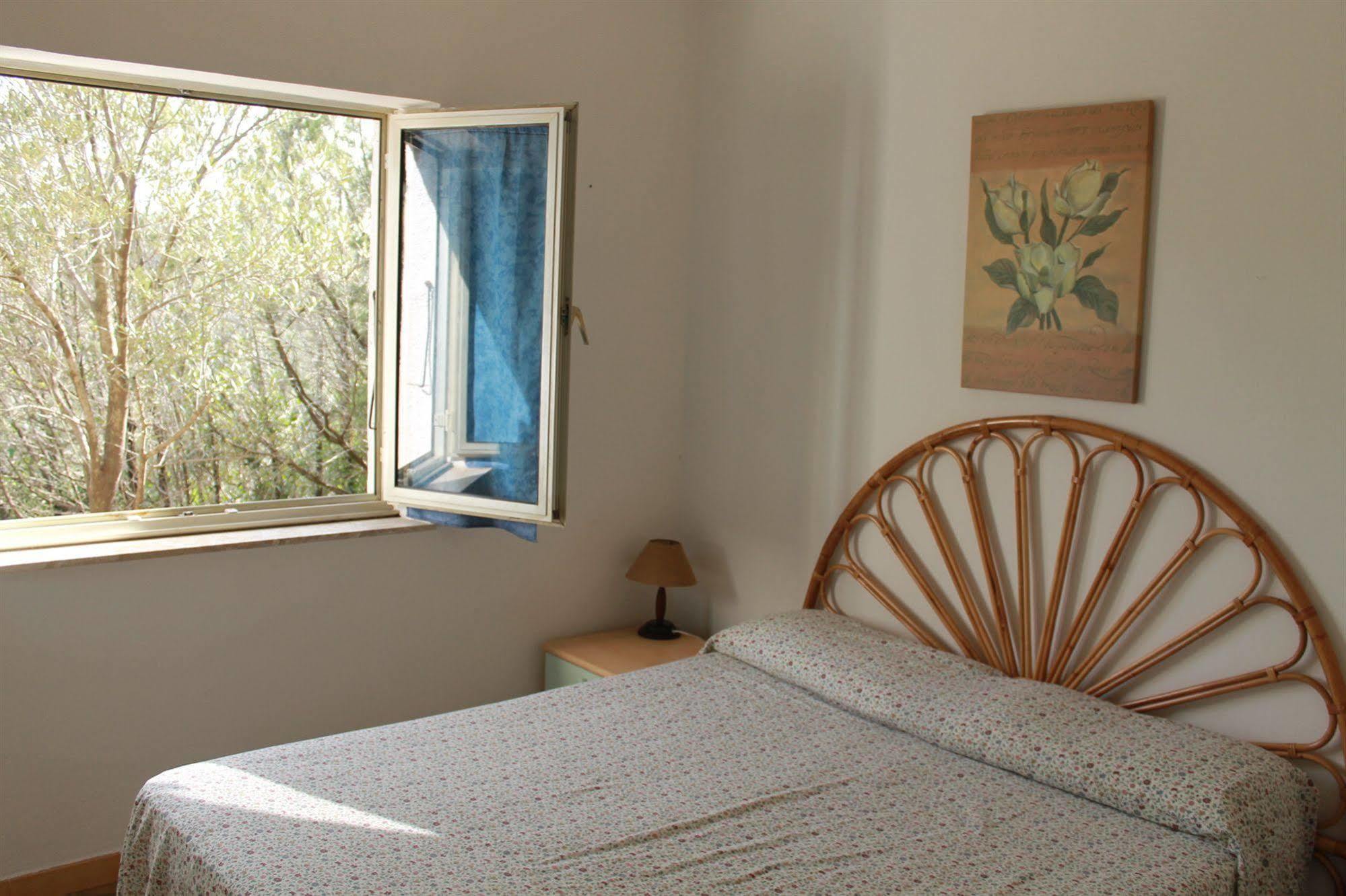 Rena Garden Apartments Santa Teresa Gallura Exterior foto